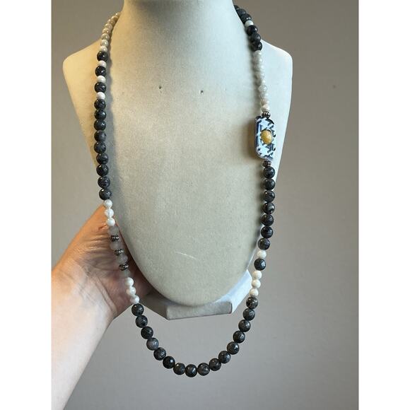 Monogrammatic faceted Glass labradorite bead necklace long Magnetic Closure 24” - Picture 1 of 5